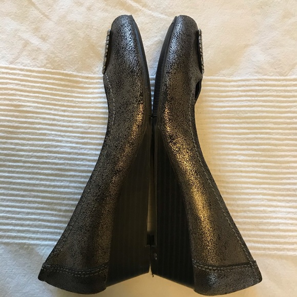 Laura Ashley mini wedge metallic silver & black, 6 - Picture 6 of 6